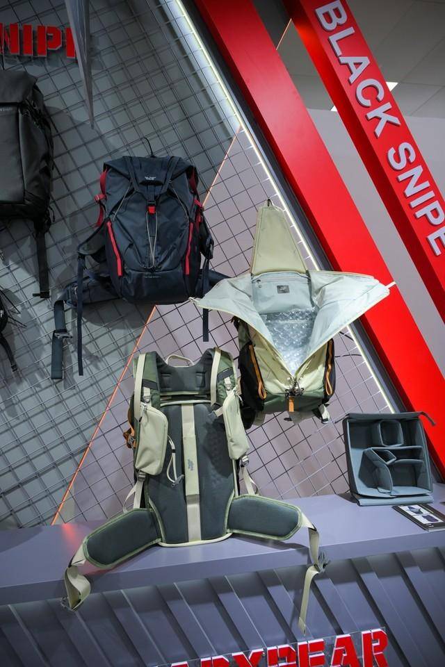 P&E 2024 Exhibition News: VSGO Booth Unveils New Backpack Yet to Be Launched 