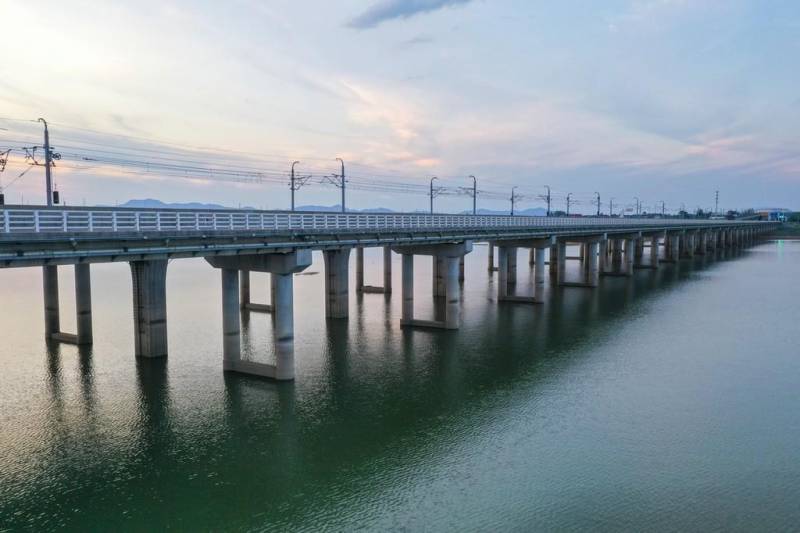 南京天空之镜石臼湖，空灵清澈的绝美风光之旅