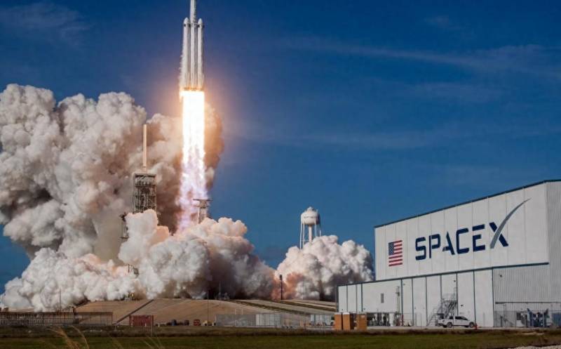 2023年馬斯尅財富激增7700億，特斯拉與SpaceX風光，推特估值跌半
