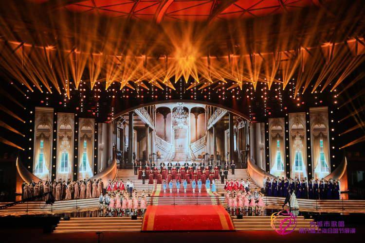 梦想合唱团献声上海合唱节，三代共唱城市新篇章