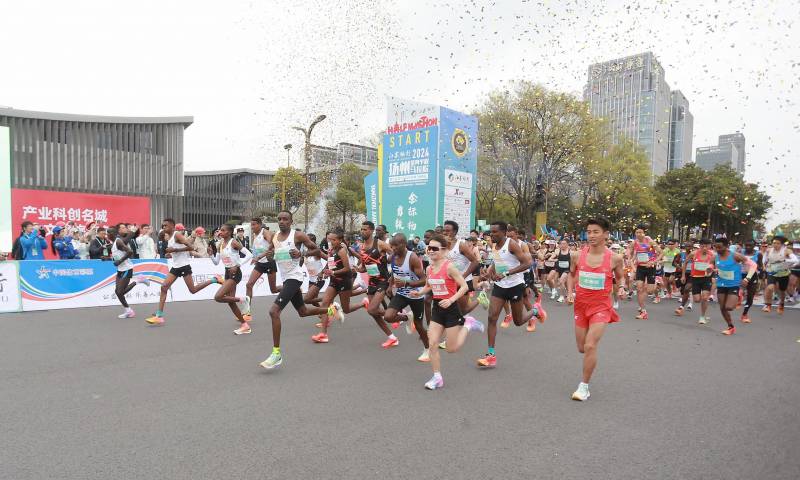 开跑就是马拉松，#扬州半程马拉松2024激情启航#