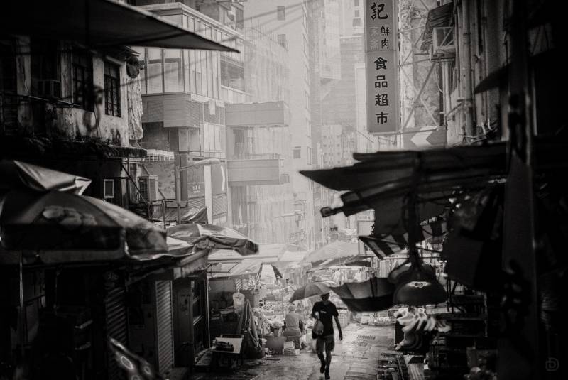 攝影家何藩黑白照片，追溯香港舊時光影