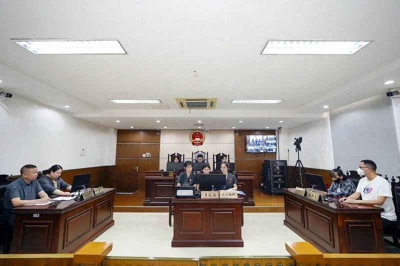 江西11岁男孩跳楼案二审结果，涉事教师依然被判无罪
