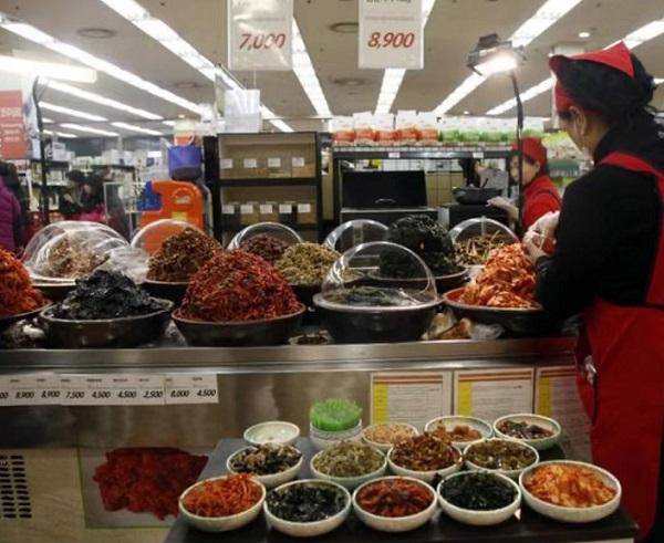 韩国拟建大仓库存放白菜 抗泡菜价格上涨