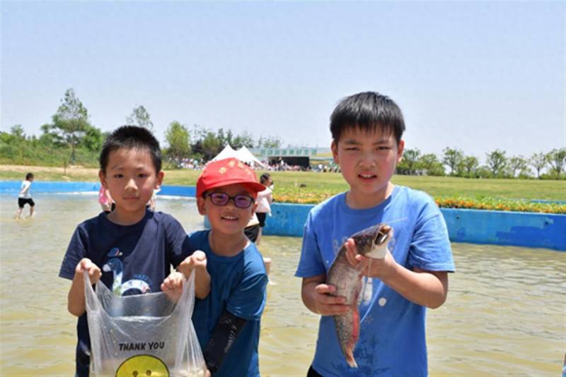 武漢東方紅小學開展多元素質教育，助力學生快樂成長