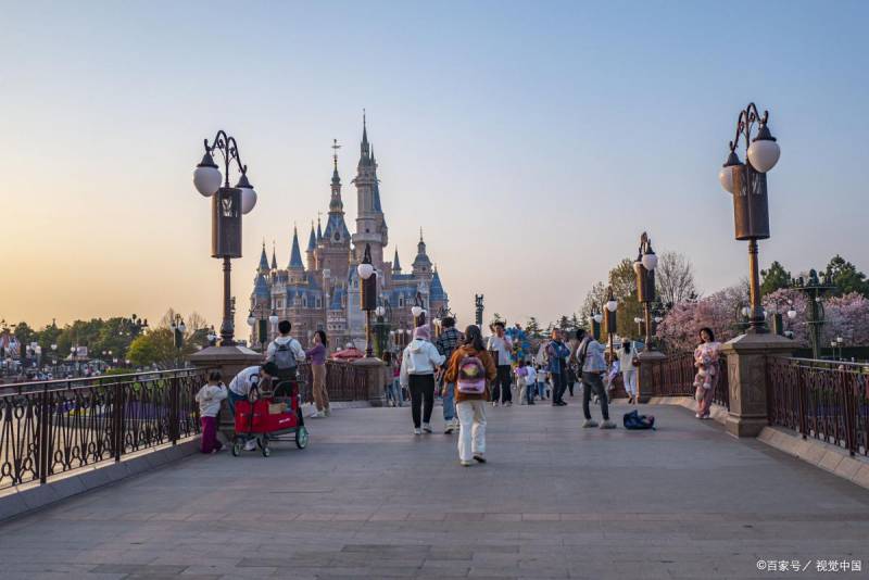 什麽是迪士尼，上海迅速崛起，奧蘭多領跑全球六大樂園