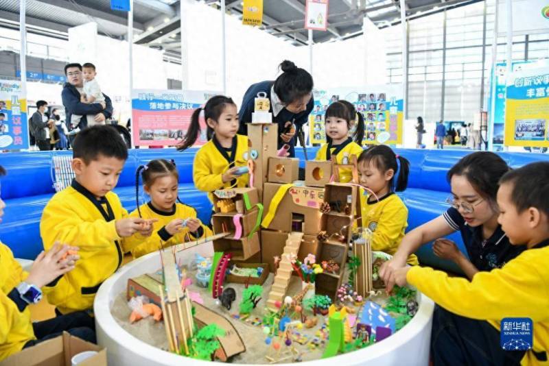 首届儿童博览会在深圳盛大举行 探索儿童成长新未来