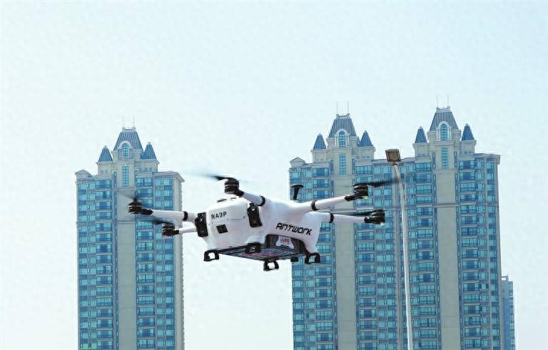 河南省低空无人机物流配送航线正式开通