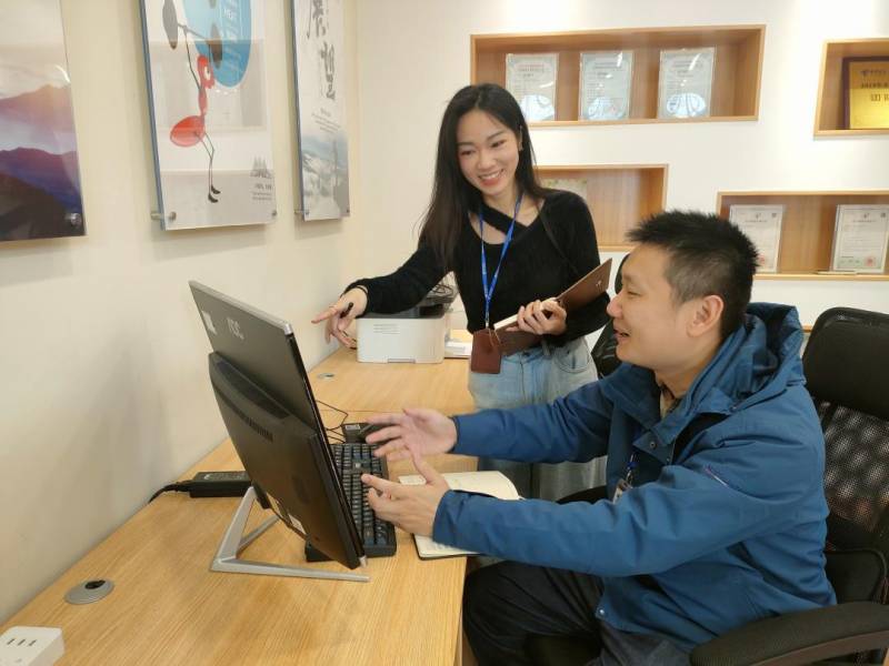 桂林电信微博视频，激发员工活力，创新工作室一线风采