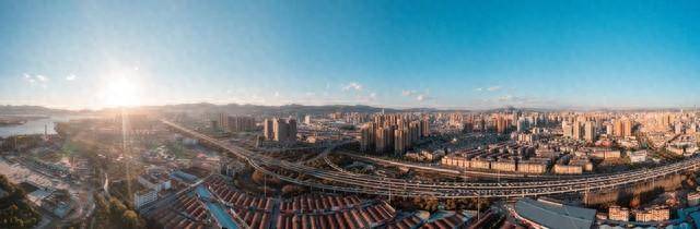 云南昆明与陕西西安，2024新一线城市的城建对比