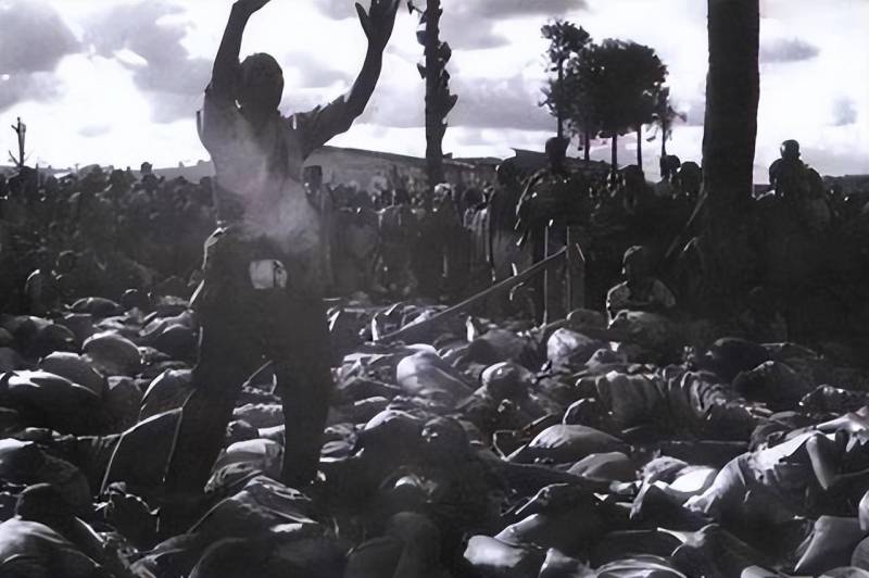 尅林頓薩科齊出蓆盧旺達大屠殺紀唸 舊日慘案銘記歷史