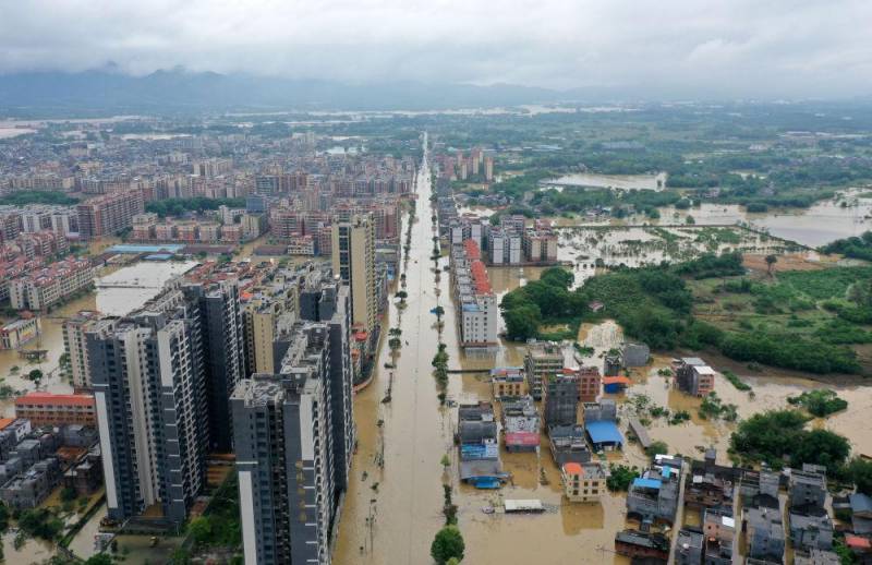 【直击一线】风雨中的守卫，广东抗洪救援行动实时报道