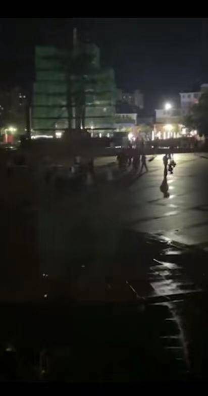 安徽芜湖4名跳广场舞群众遭雷击 2人不幸遇难