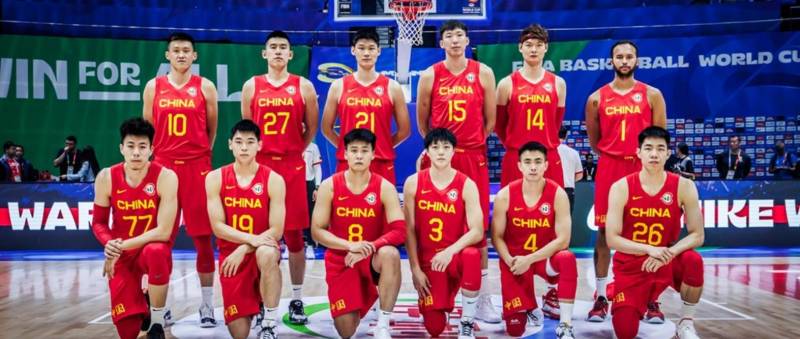 中国男篮亚运会名单，周琦、李凯尔未入选，王哲林领航