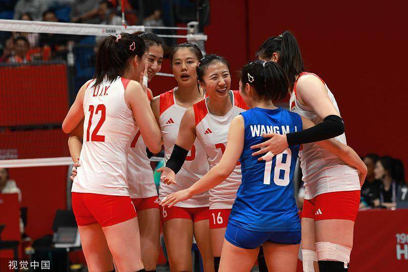 中國女排亞運4連勝，豪取小組頭名，晉級半決賽在望