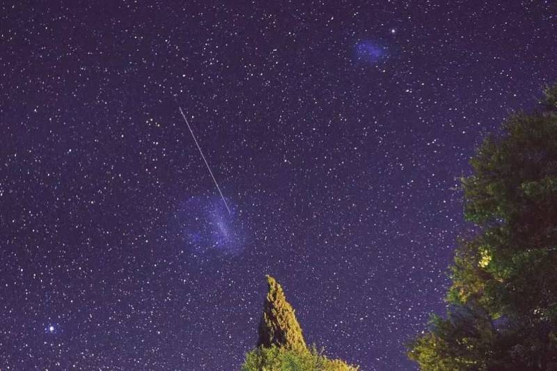 狮子座流星雨许愿攻略，明夜迎来极大，抓住愿望的尾巴！