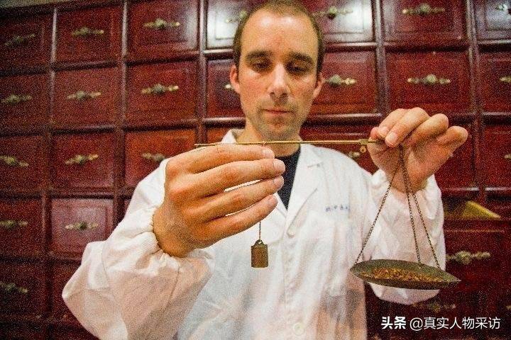 在华18载，德国男孩的中文课堂与中医情怀