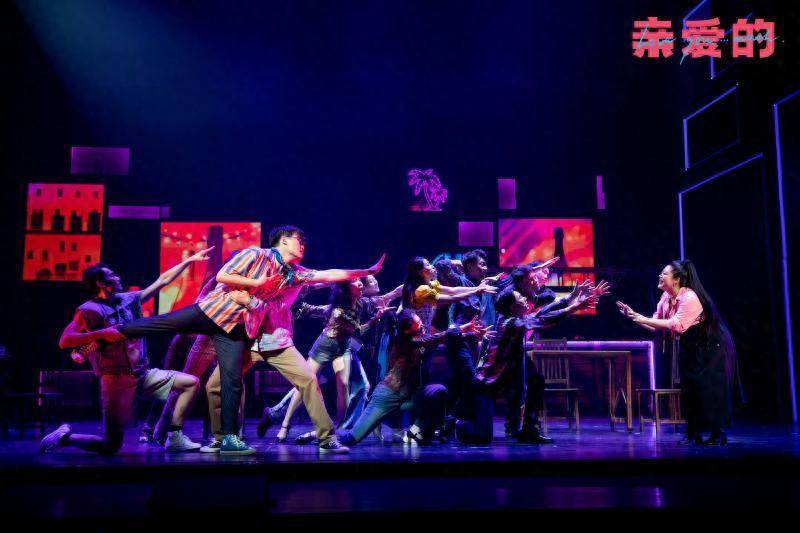 泰國音樂劇《親愛的》中文版唱段 深情縯繹引發觀衆共鳴