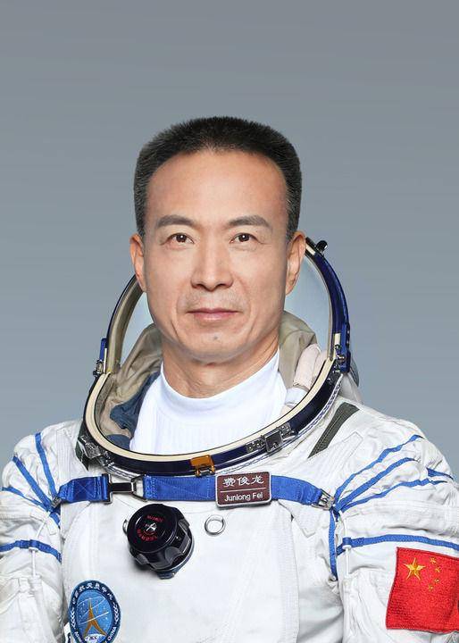 费俊龙同志简历，曾是神舟六号航天员，如今担任人大代表
