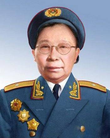 开国首位女将军李贞，夫妻将星离婚背后原因