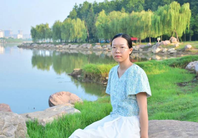 河南省实验中学微博的微博 | 河南省实验中学王之琳，鲜衣怒马少年时，且歌且行且从容