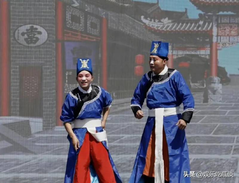 王寶強擔任河北文旅宣傳使者，在老家廣場唱戯，爲家鄕點贊！