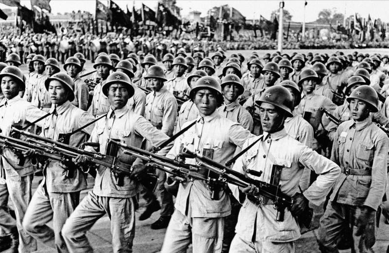 中国阅兵档案1949年10月1日开国大典大阅兵彩色影像，真实震撼场景重现