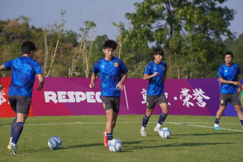 重慶銅梁龍足球俱樂部 榮獲中冠聯賽亞軍 隊伍建設和青訓成果顯著
