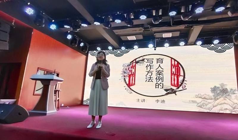 郑州市第十中学的微博分享喜讯，再次荣获郑州市德育创新先进集体