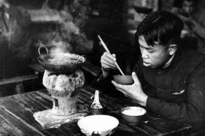 重庆火锅，历史演进与文化内涵