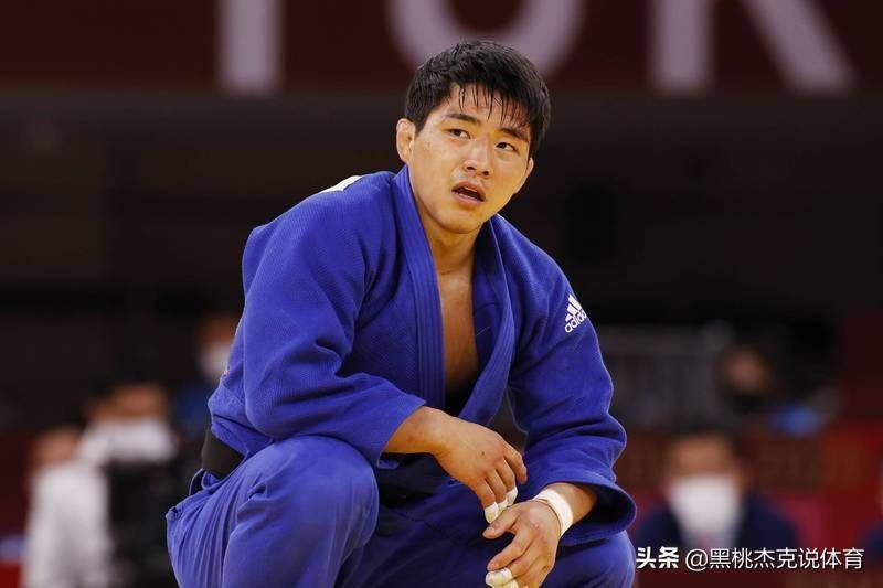 韩国柔道运动员安昌林艰苦锻炼直到绵羊变东京奥运才拿铜牌，27岁宣布退役