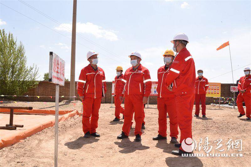 長慶油田的微博，“長慶採油四廠深入開展安全生産月活動 提陞員工安全意識”