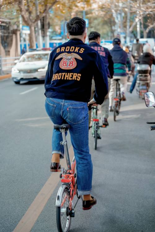 Brooks Brothers佈尅兄弟的微博，格調騎行，城市之旅