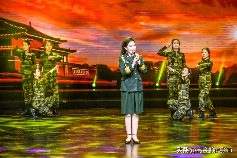 红歌王子欧阳大龙2024新年演出第一场 歌声飞扬颂祖国