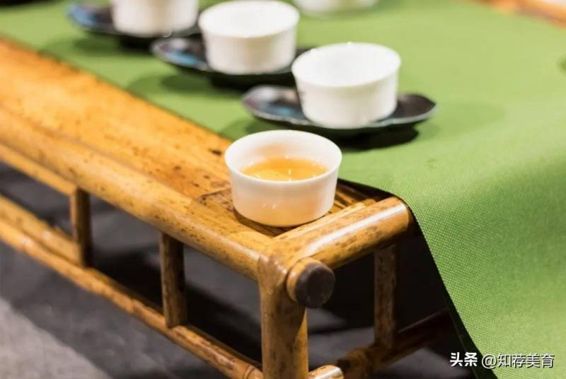 食在校园之杭州市保俶塔实验学校——品味佳肴，领略文化
