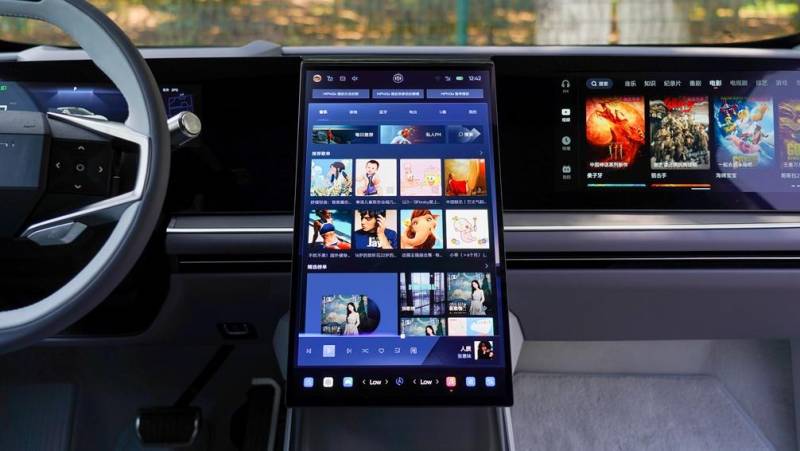 高合HiPhi X，豪华智能电动SUV，售价57.9万，诠释未来出行！