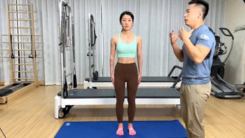 普拉提核心牀腰腹心腰腹訓練課程#普拉提大器械