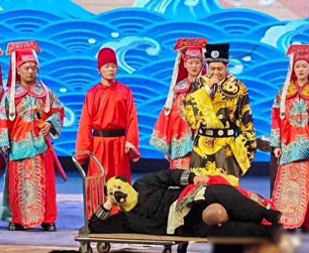 刘老根大舞台表演大集合，赵大牛王小利李琳夫妇同台献艺，欢乐无限！