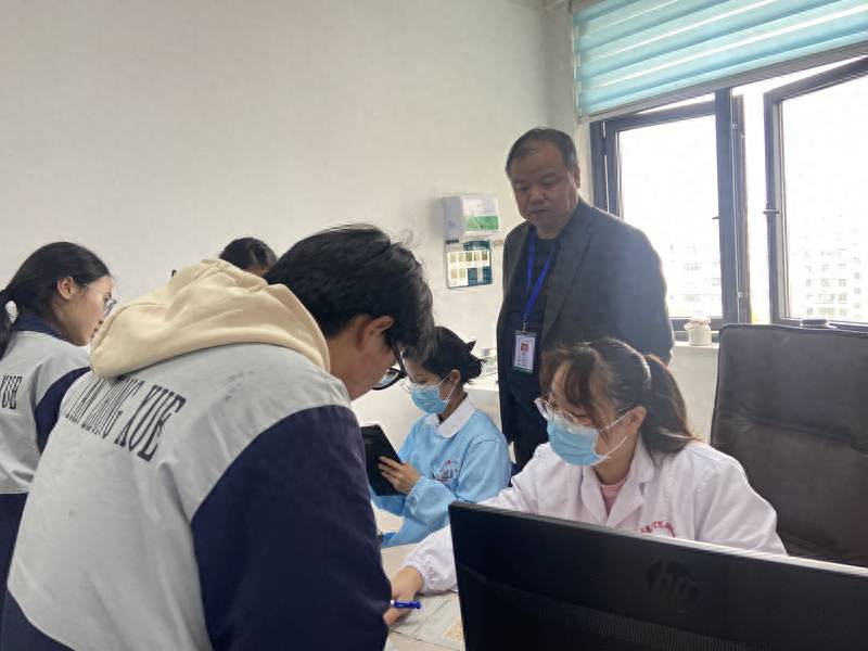 2024年湖南省高考体检工作陆续启动 湖南医药学院总医院高效完成体检任务