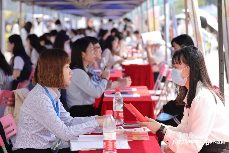 广东启动高校毕业生春季校园招聘会 提供岗位2406个