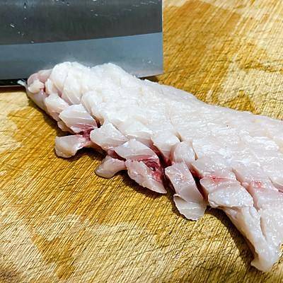 糖醋松鼠鱼是江苏菜，配着这盘美味，米饭可以吃三大碗！
