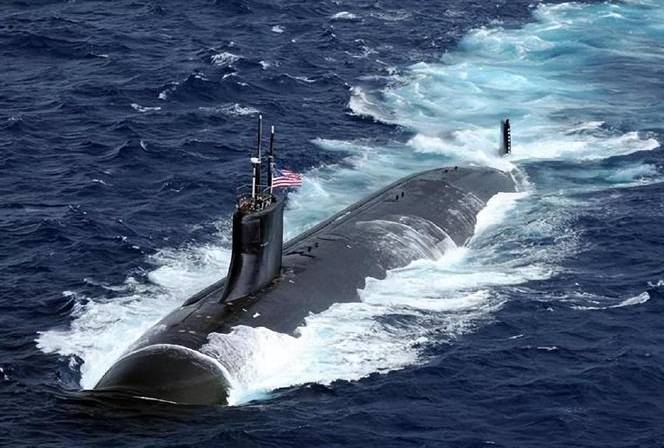 美舰长亲自解密最新核潜艇，前台海军舰长曝5年前解放军照片令西方震惊