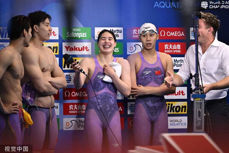 中国游泳队再添一金！斩获东京奥运会男女4x100米混合泳接力冠军