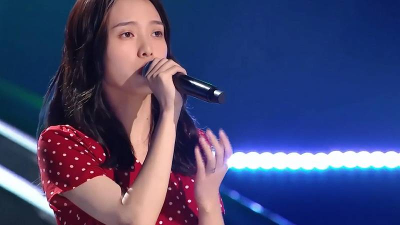 中国好声音19岁少女声音独特，天才少女单依纯惊艳舞台