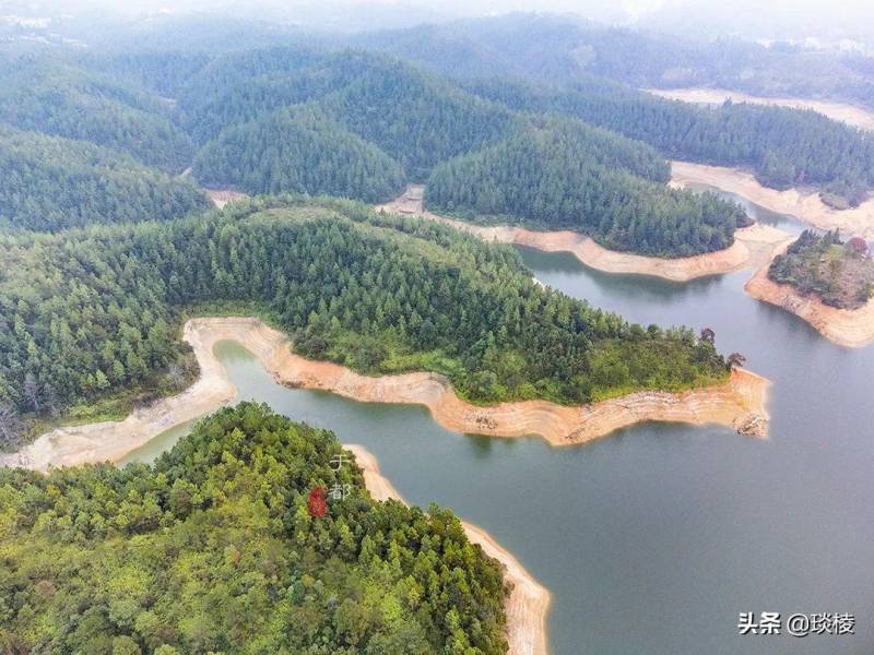 千岛湖旅游的微博，江西人造小千岛湖惊喜多，美景美食两不误