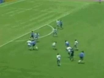 马拉多纳连过五人，1986年世界杯经典瞬间