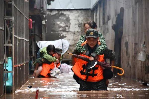 重庆市万州区遭遇洪涝灾害，15人遇难，4人失踪