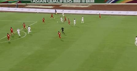 【世界杯】国足防线崩溃 0-2不敌越南创尴尬纪录
