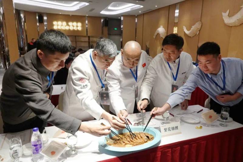 阿五黄河大鲤鱼烹饪技艺夺冠!阿五杯第七届黄河鲤鱼烹饪大赛圆满落幕