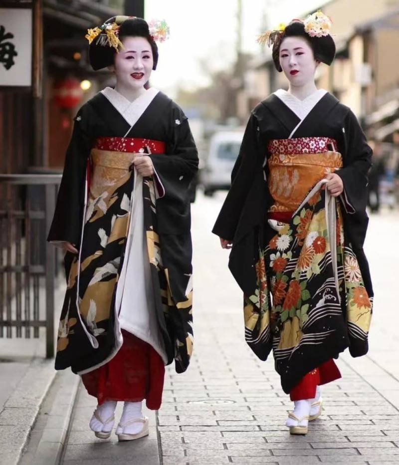 女体盛宴背后秘辛，日本传统习俗中的惊奇与惊艳